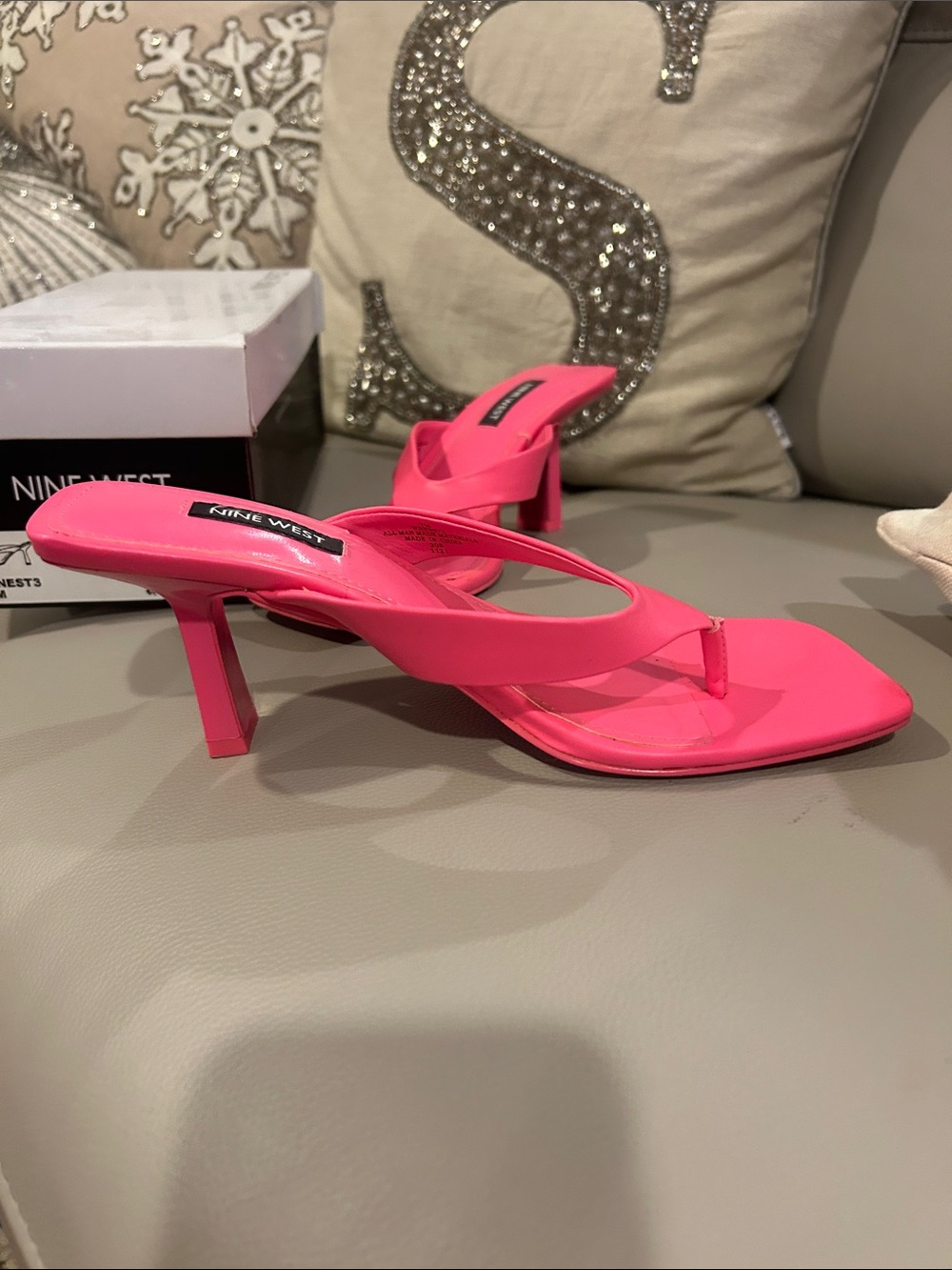 Nine West Women's Hot Pink Square-Toe Thong Heels - Picture 3 of 7